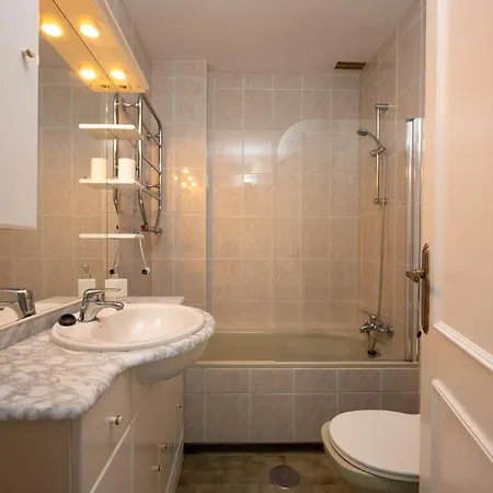 Cozy 2- Bedroom Duplex Penthouse With Rooftop Solarium In Calahonda * Sitio de Calahonda