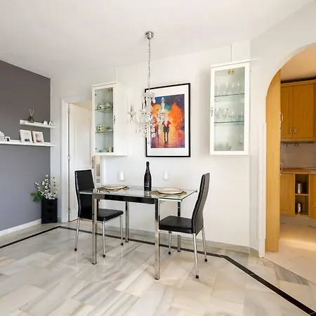 Cozy 2- Bedroom Duplex Penthouse With Rooftop Solarium In Calahonda * Sitio de Calahonda