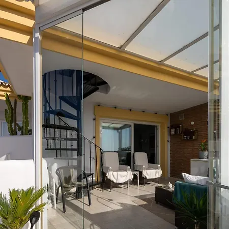 Cozy 2- Bedroom Duplex Penthouse With Rooftop Solarium In Calahonda
